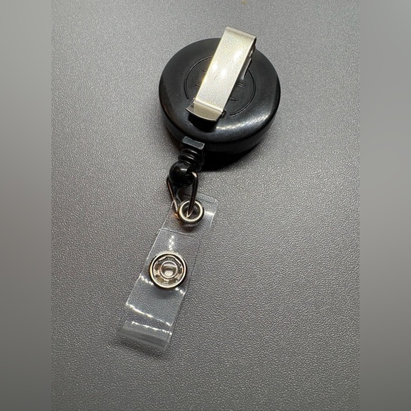 Amazon Badge Retractable Retractor Exclusive Peccy BFL2 Work Worker Cool Swag - Picture 4 of 8